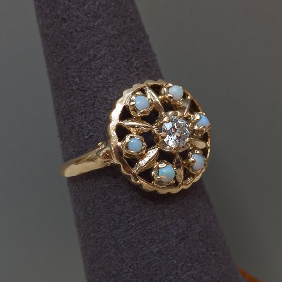 Vintage 14k Gold Rosette Ring · .25 ct Diamond + Opal Halo · Sz 6 ½ - Picture 4 of 16